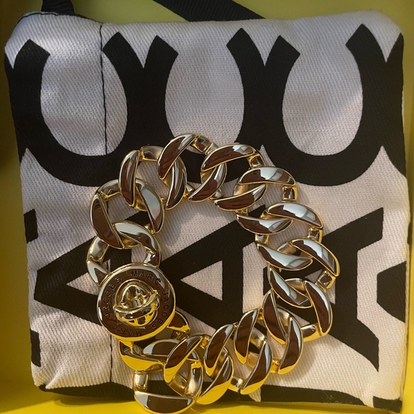 NWOT Marc Jacobs Katie Turn-lock Chain-Link Bracelet - Picture 4 of 4